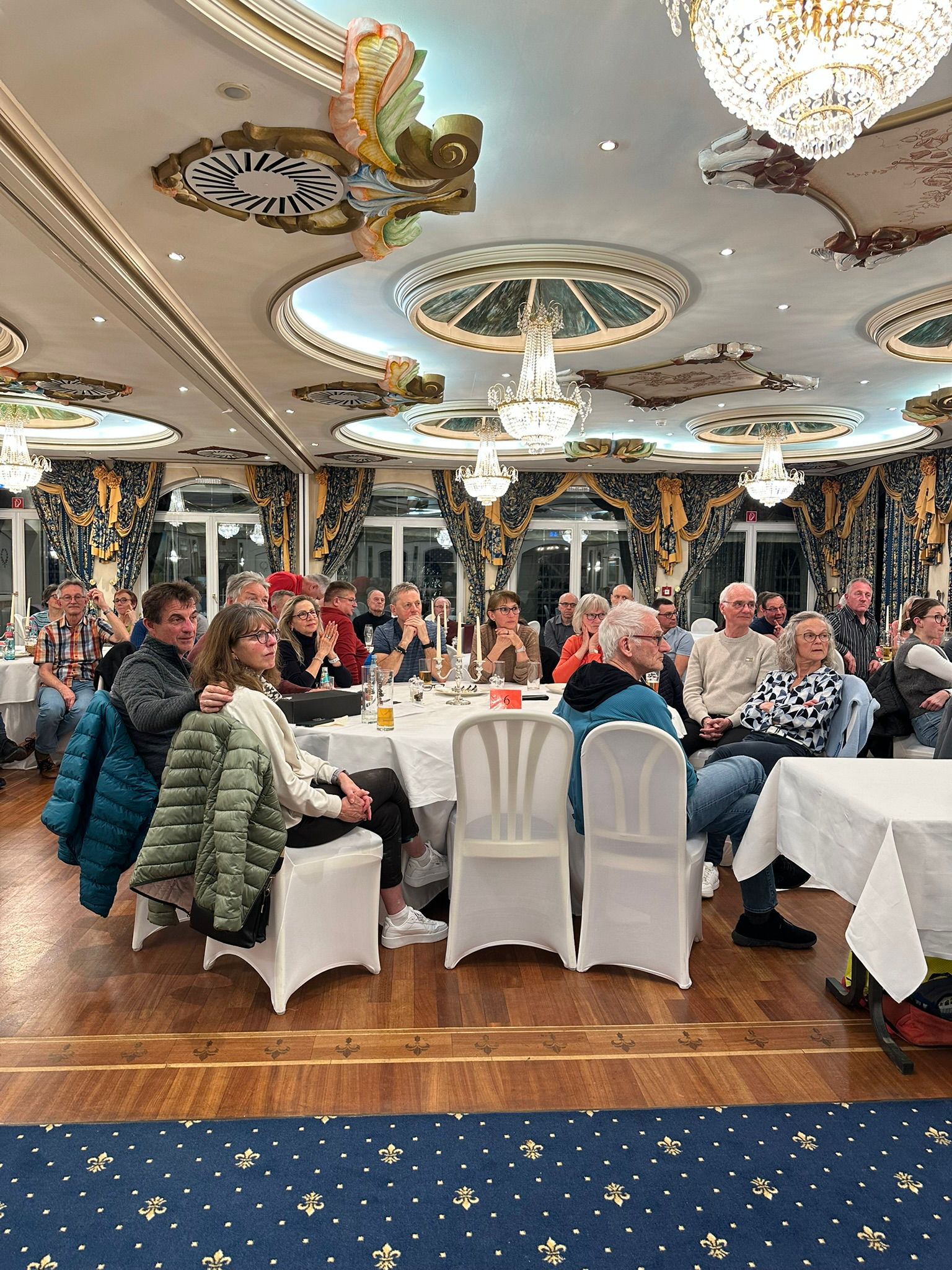 Überragende Spende und emotionale Ehrungen: Rückblick auf die Mitgliederversammlung 2026